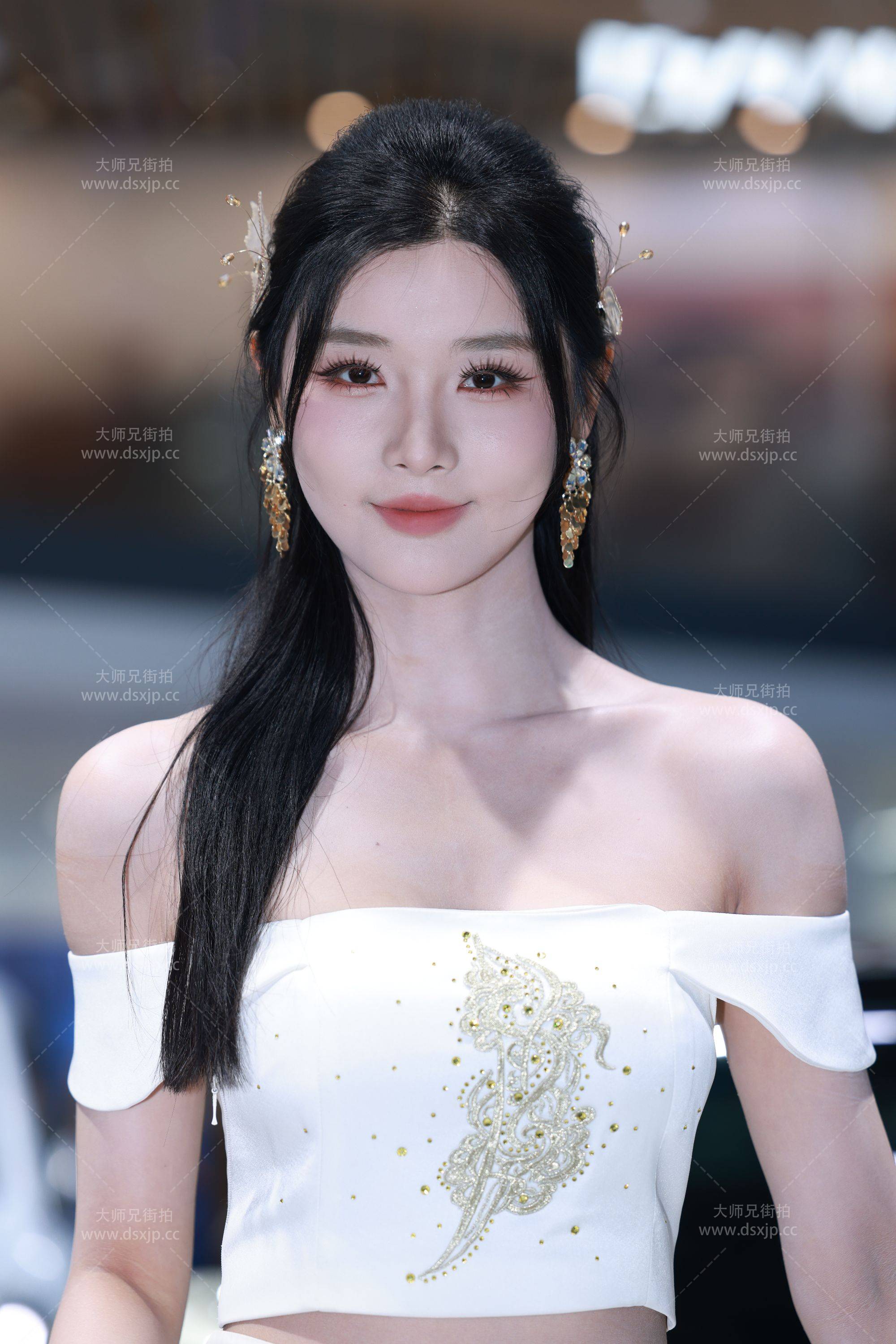 554A3121_compress.jpg