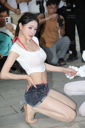 你的小君肉丝美腿