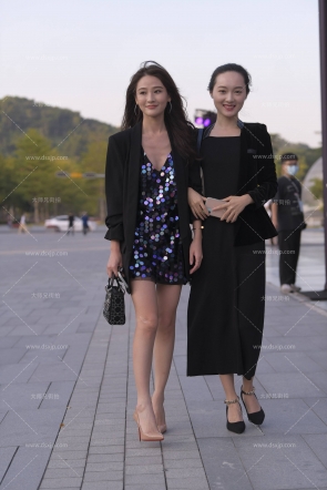 美腿少妇【套图+88P】