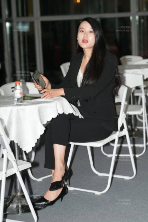 最新金融展制服熟妇肉丝黑丝合集大放送联名版【套图+视频】