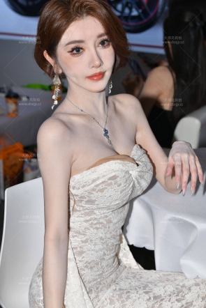 小喵大宝的肉丝美腿