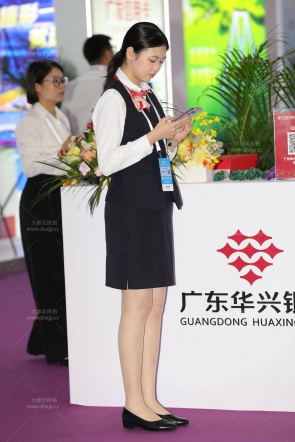 肉丝大长腿礼仪