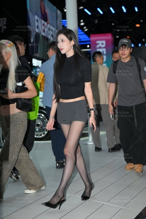 黑丝小宁【套图59P/1.15G】