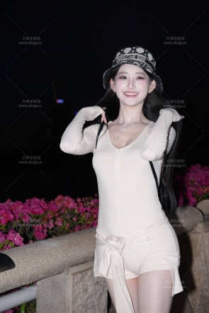 粥粥酱的大美腿