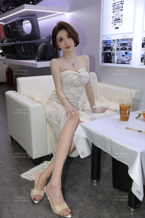 小喵大宝的肉丝美腿【套图+视频】