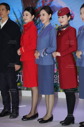 山航的大眼妹
