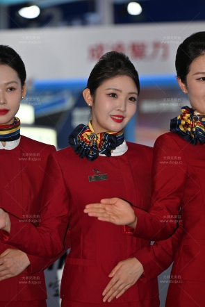 最新国航空姐集体拍合影～一顿狂拍